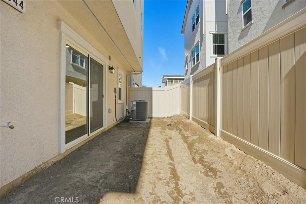 2547 Hepburn Street