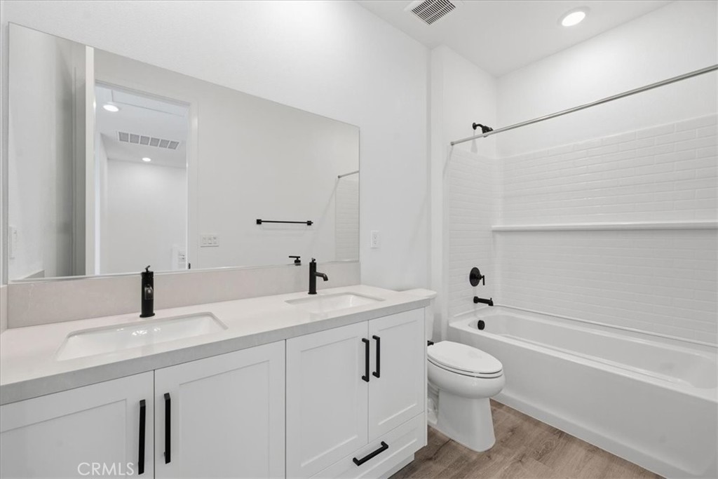 2324 Channel Drive 105