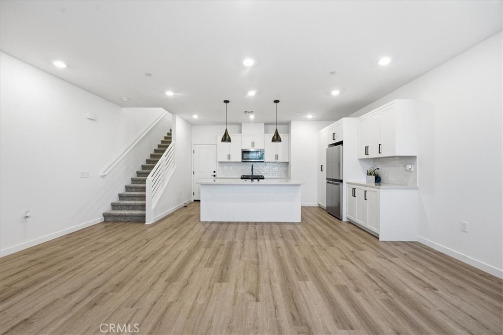 2324 Channel Drive 105