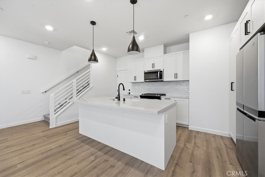 2324 Channel Drive 105