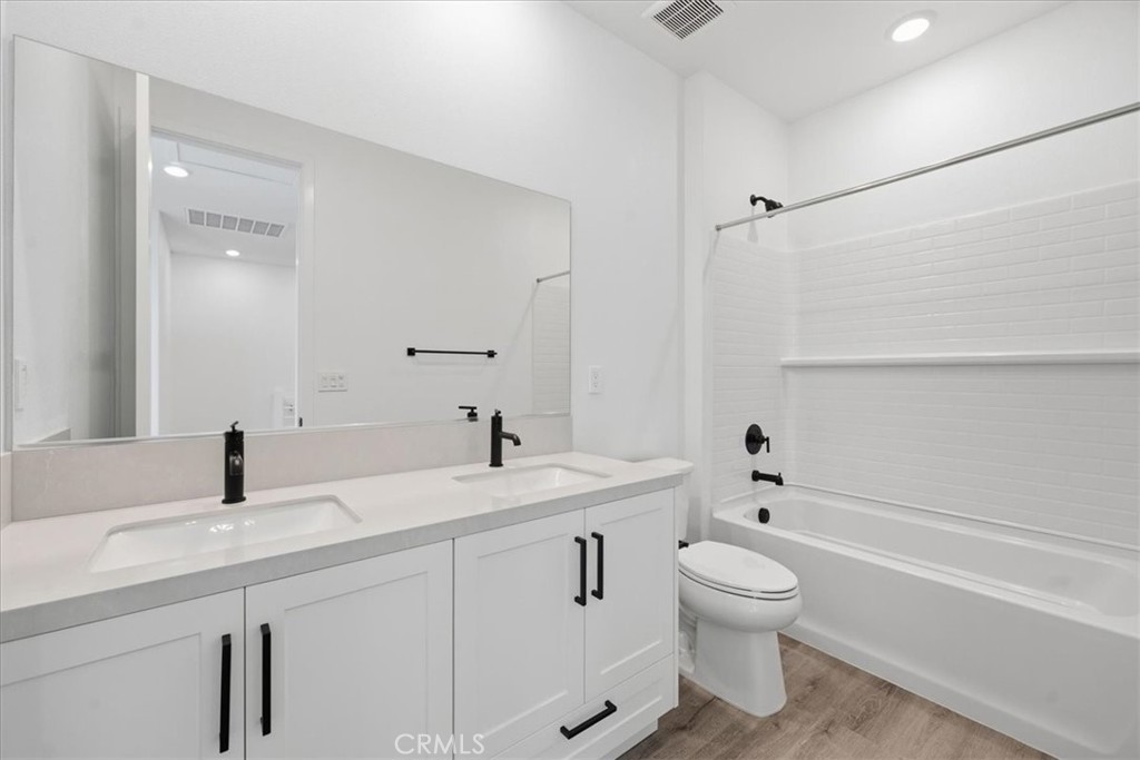 2324 Channel Drive 105