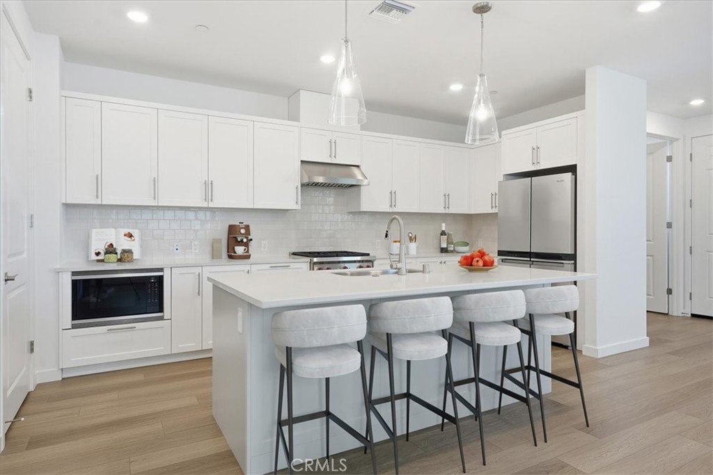 2352 Channel Drive 105