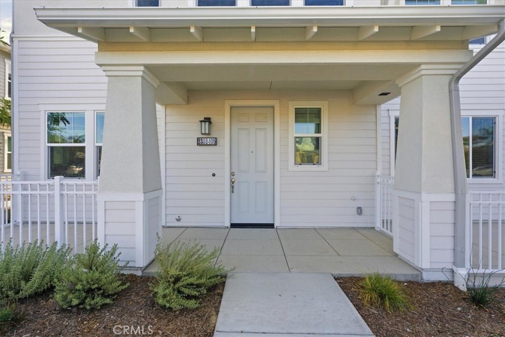 2352 Channel Drive 105