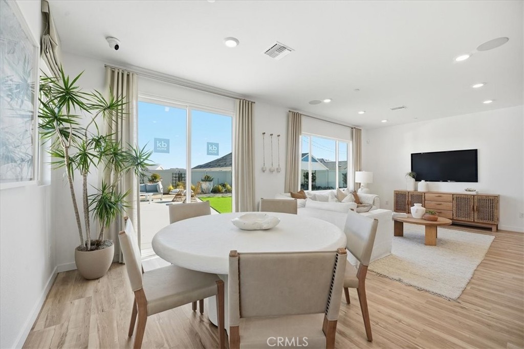 3265 E Avenue J-3 Drive