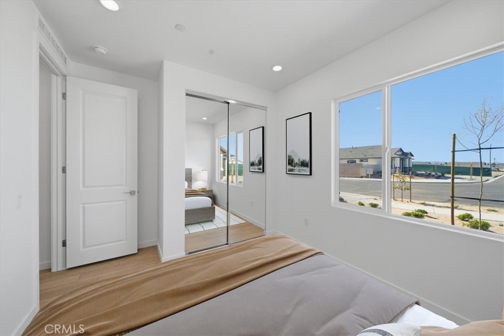 3264 E Avenue J-3