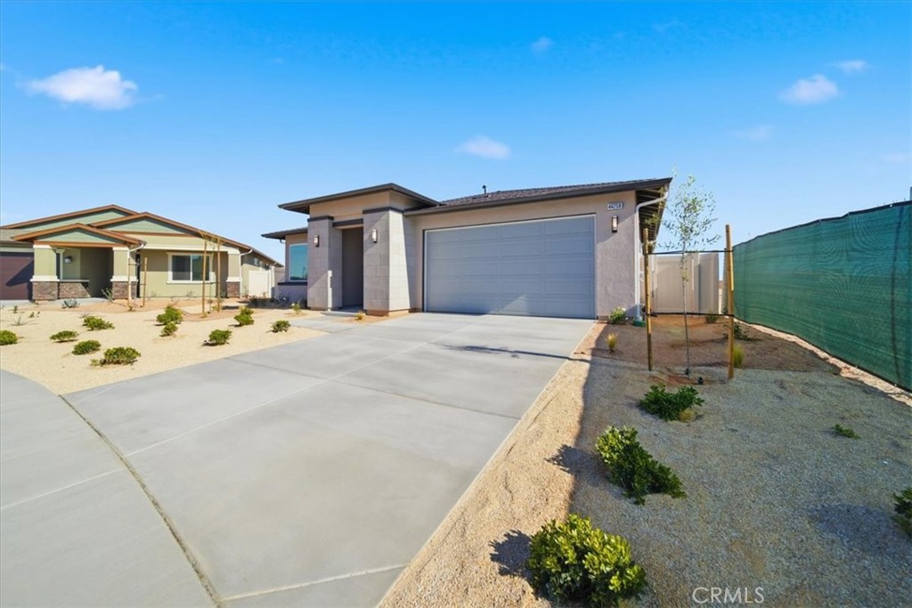 3264 E Avenue J-3
