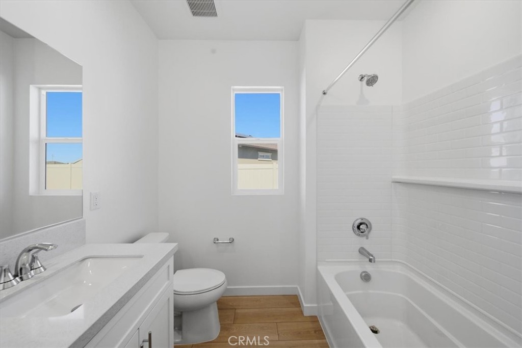 3264 E Avenue J-3