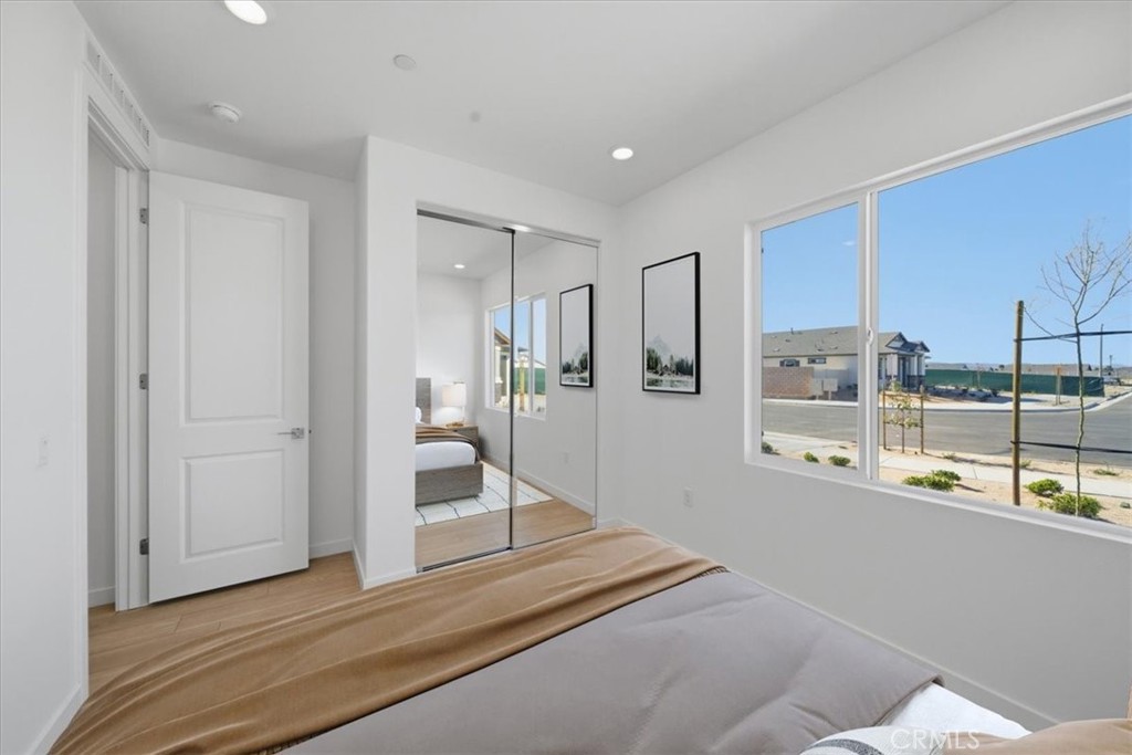 3264 E Avenue J-3