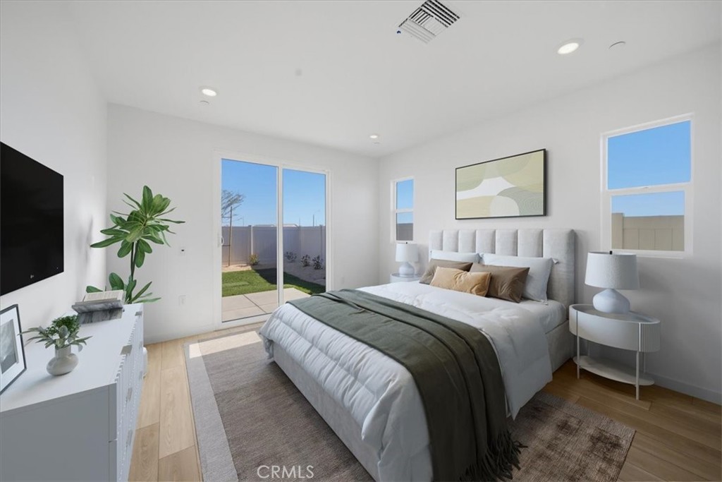 3264 E Avenue J-3