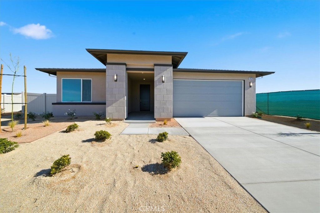 3264 E Avenue J-3