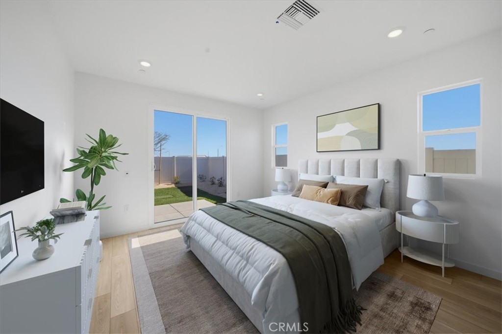 3264 E Avenue J-3