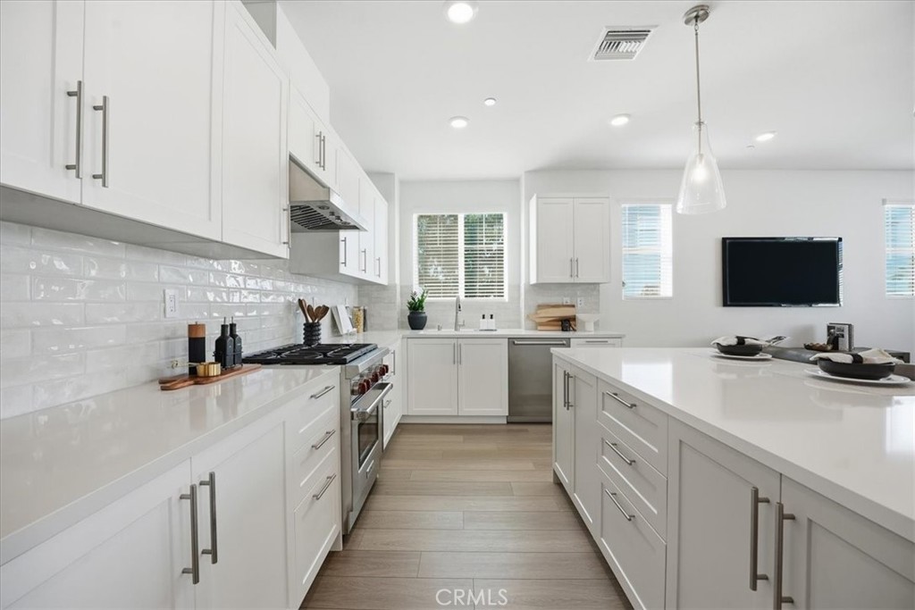 2392 Haley Point Drive 104