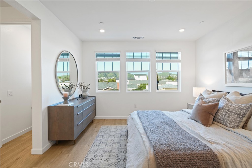 2352 Channel Drive 101