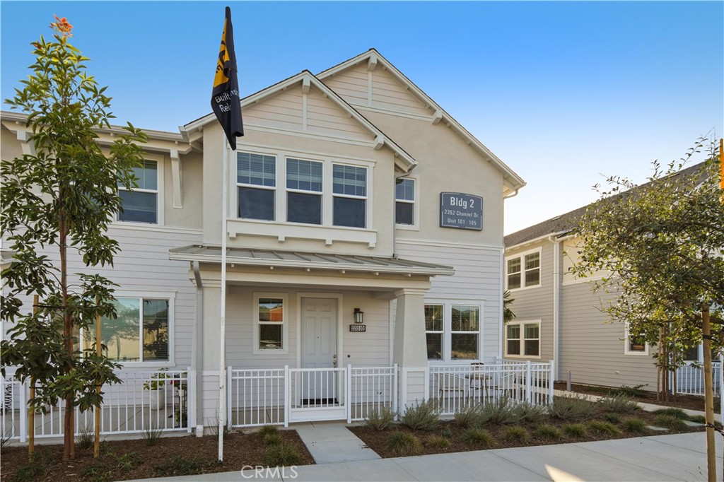 2352 Channel Drive 101