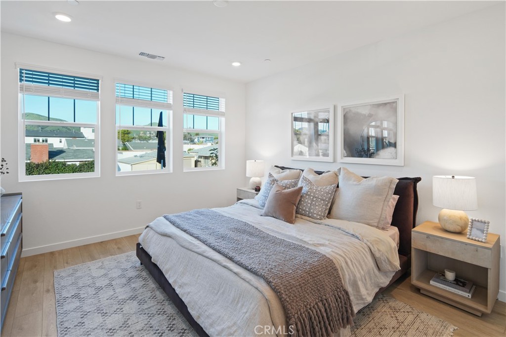 2352 Channel Drive 101