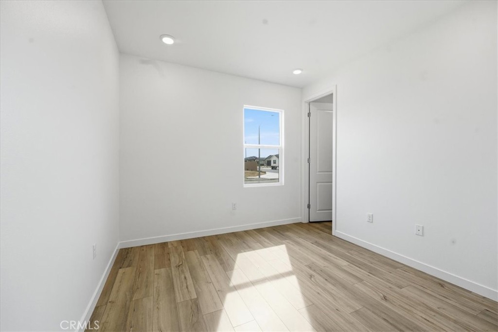 42957 56th Street W