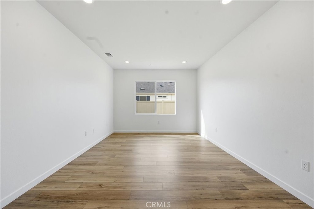 42957 56th Street W