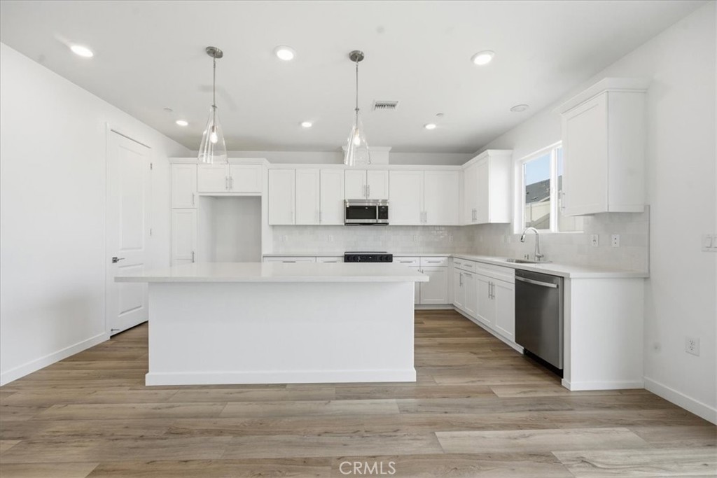 42957 56th Street W