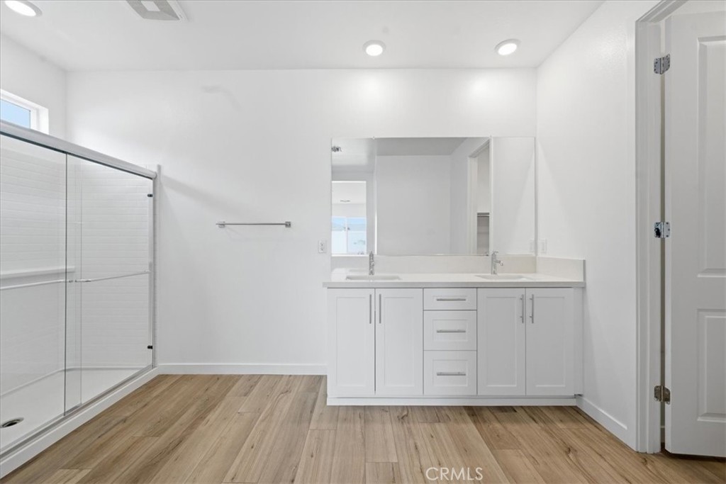 42957 56th Street W