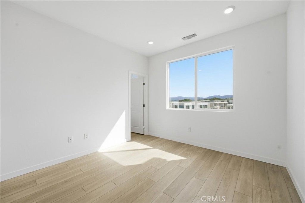 27341 Bear Creek Lane