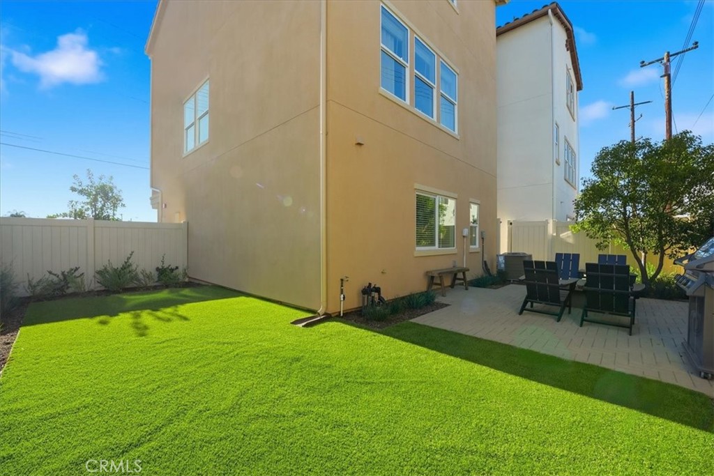 11427 Wildflower Lane