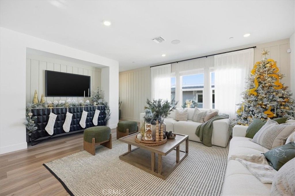 11427 Wildflower Lane