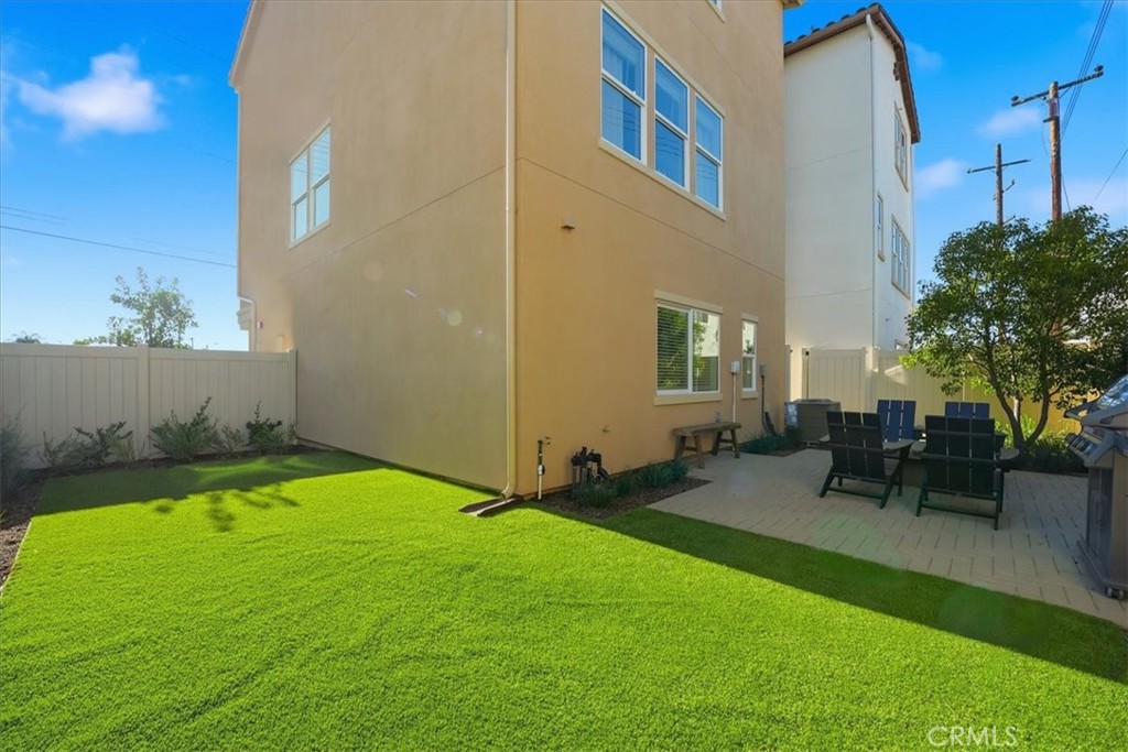 11427 Wildflower Lane
