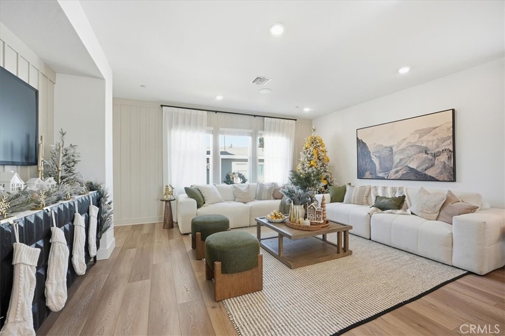 11427 Wildflower Lane