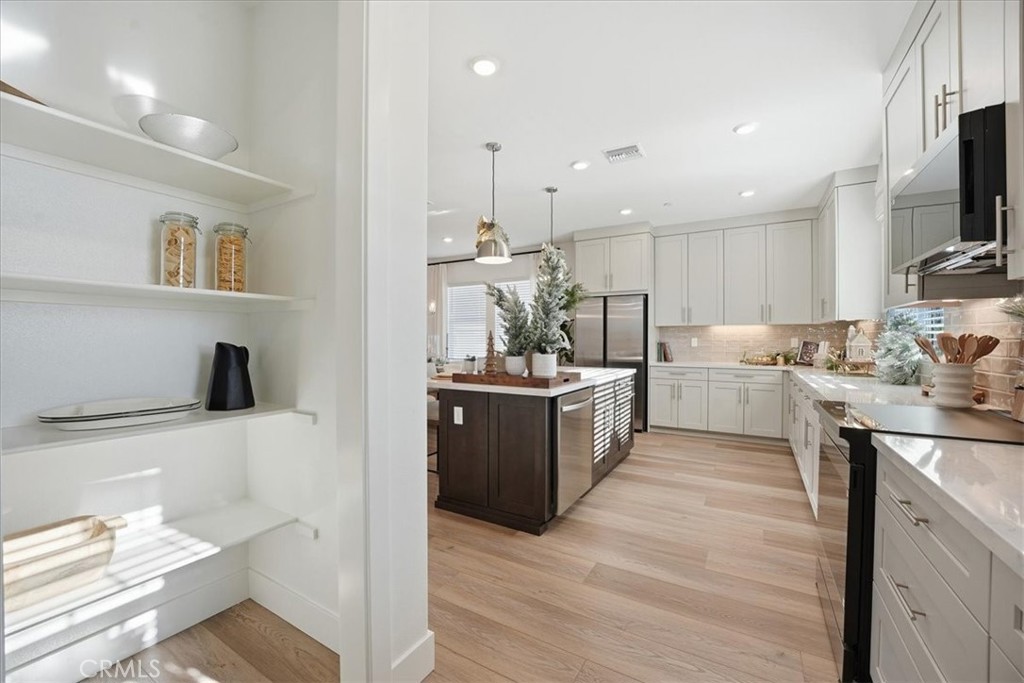 11427 Wildflower Lane