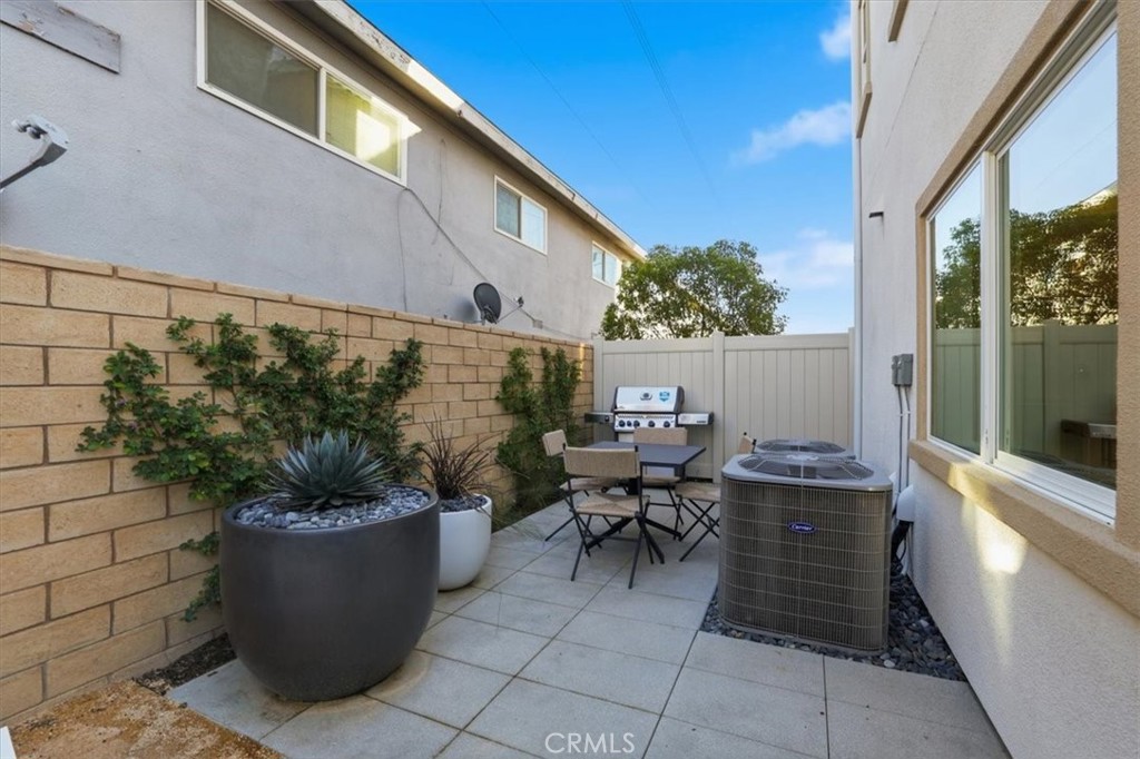 11418 Wildflower Lane