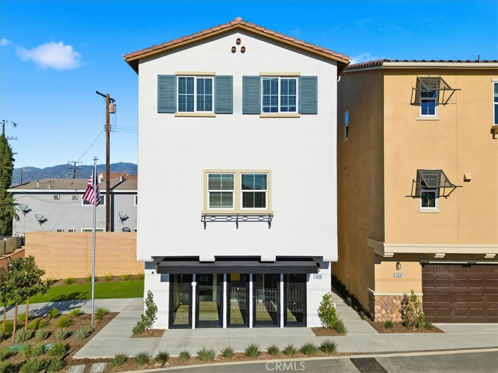 11418 Wildflower Lane