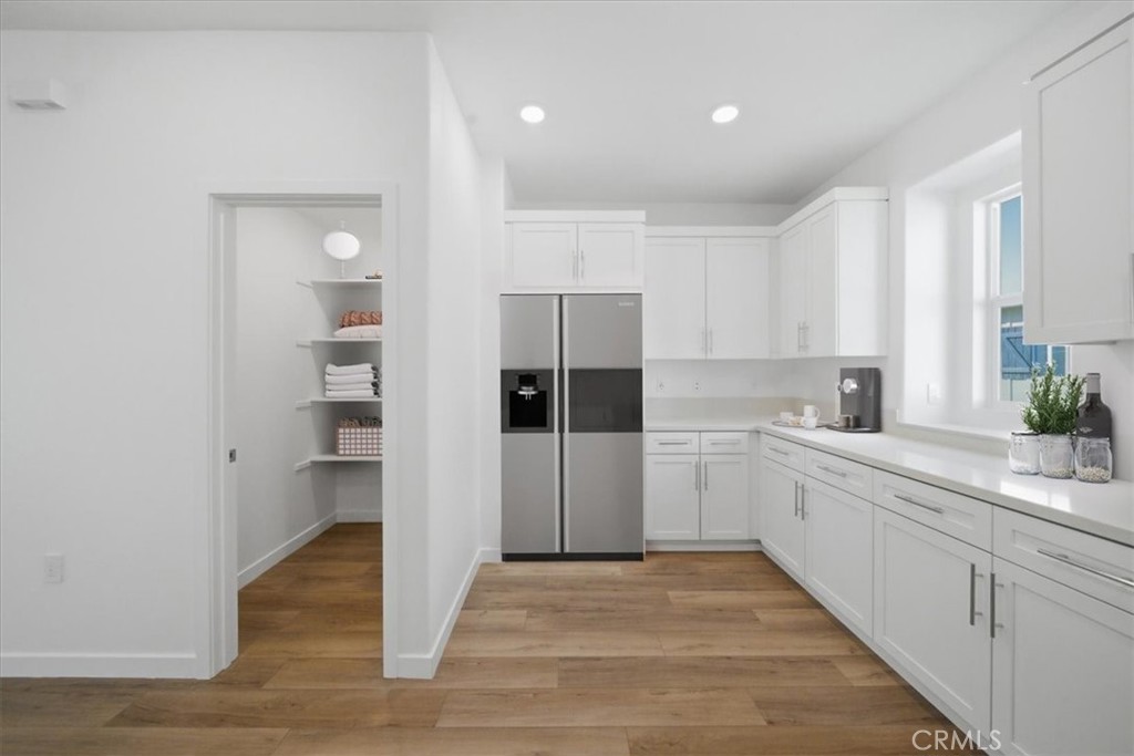2542 Hepburn Street