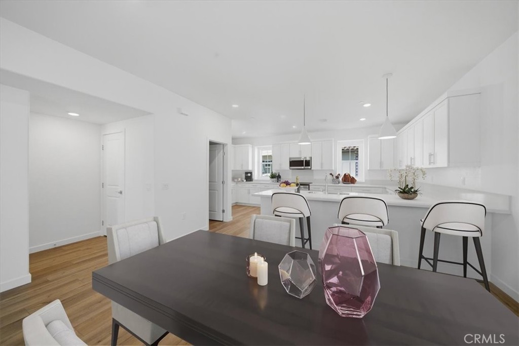 2542 Hepburn Street