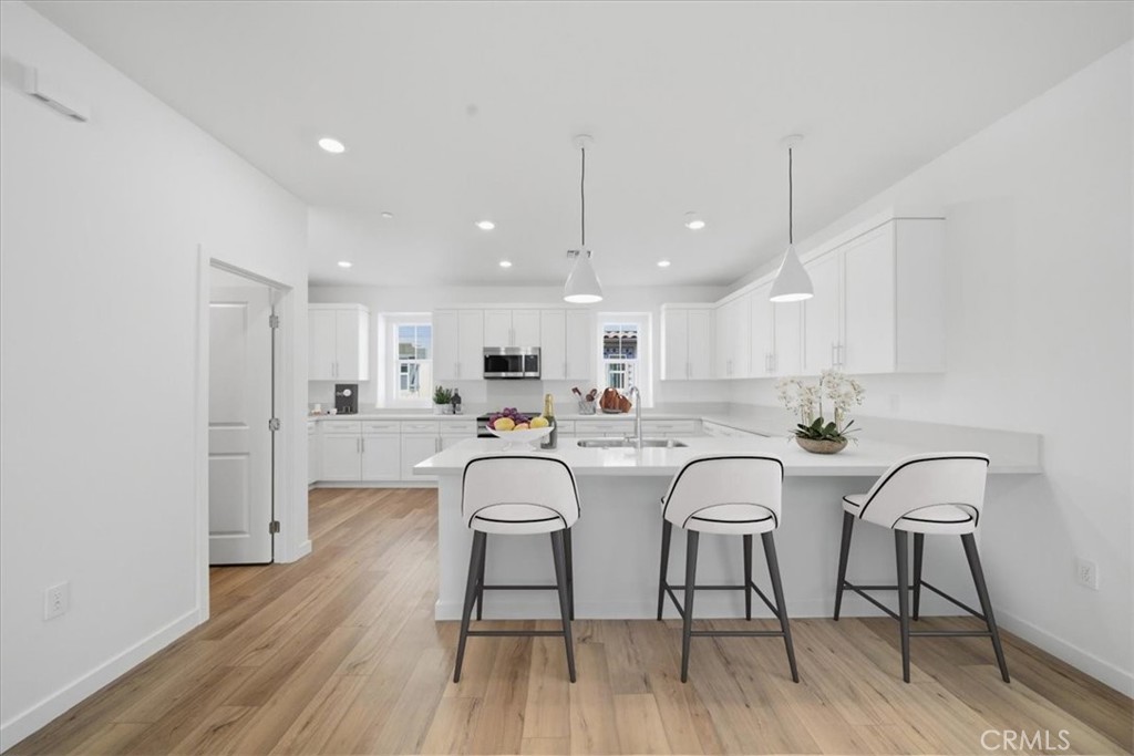 2542 Hepburn Street