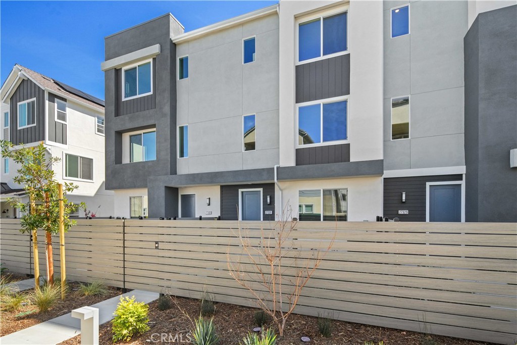 27331 Seven Oaks Lane