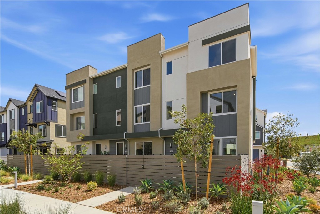 27305 Bear Creek Lane