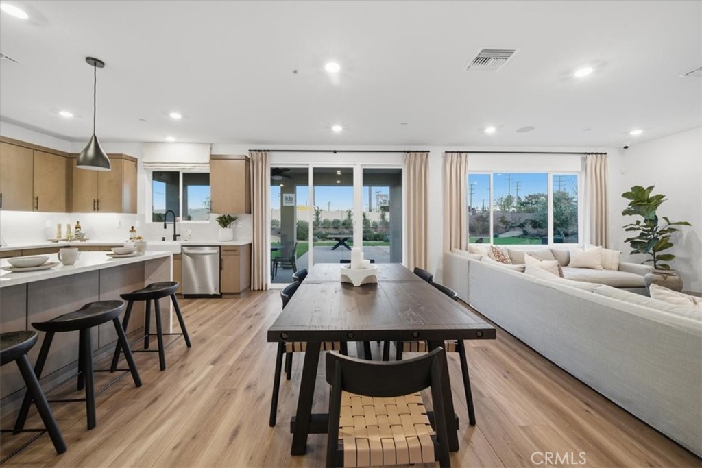 42949 56th Street W