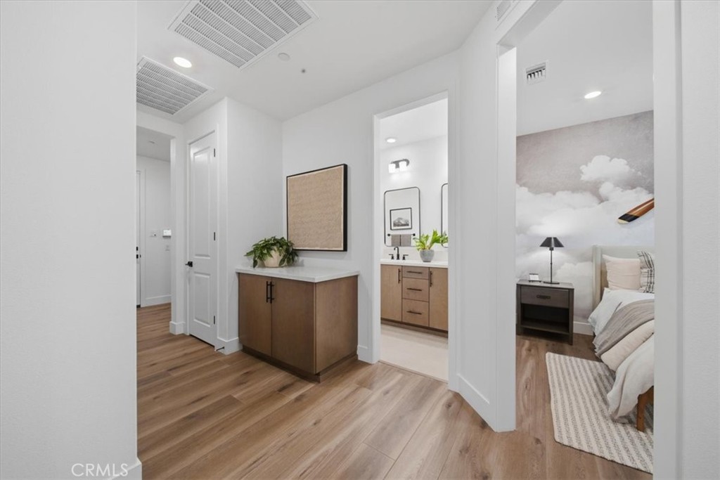 42949 56th Street W