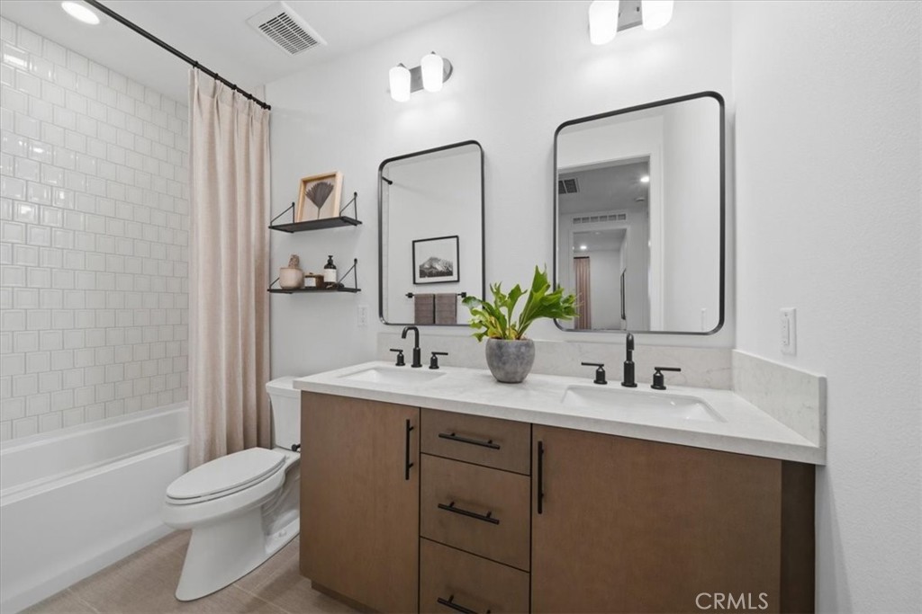 42949 56th Street W