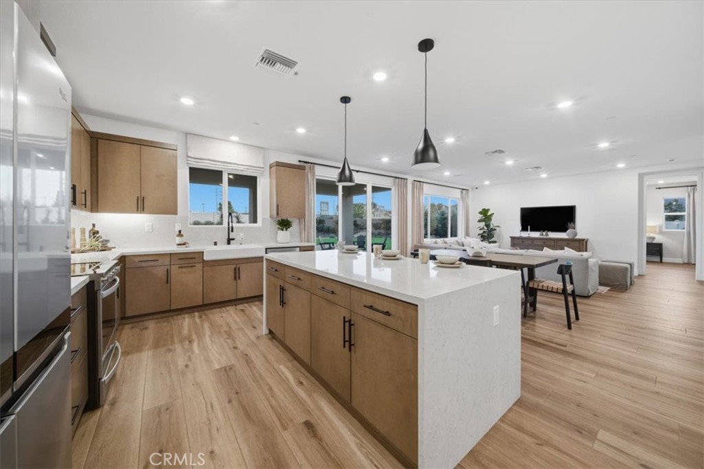 42949 56th Street W