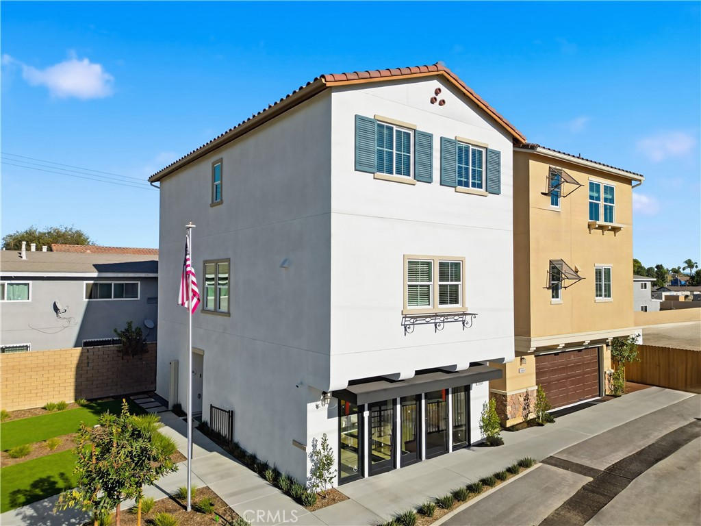11402 Primrose Lane