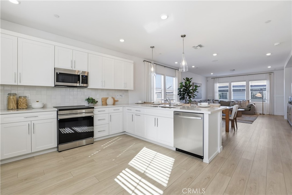 11408 Primrose Lane