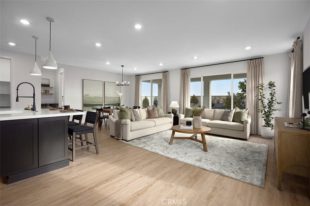 3235 E Avenue J-4
