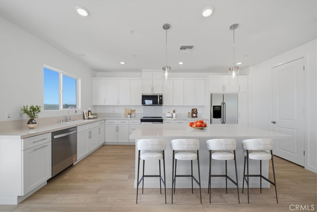 3265 E Avenue J-4