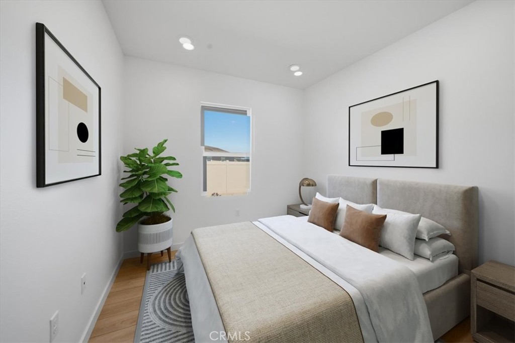 3265 E Avenue J-4