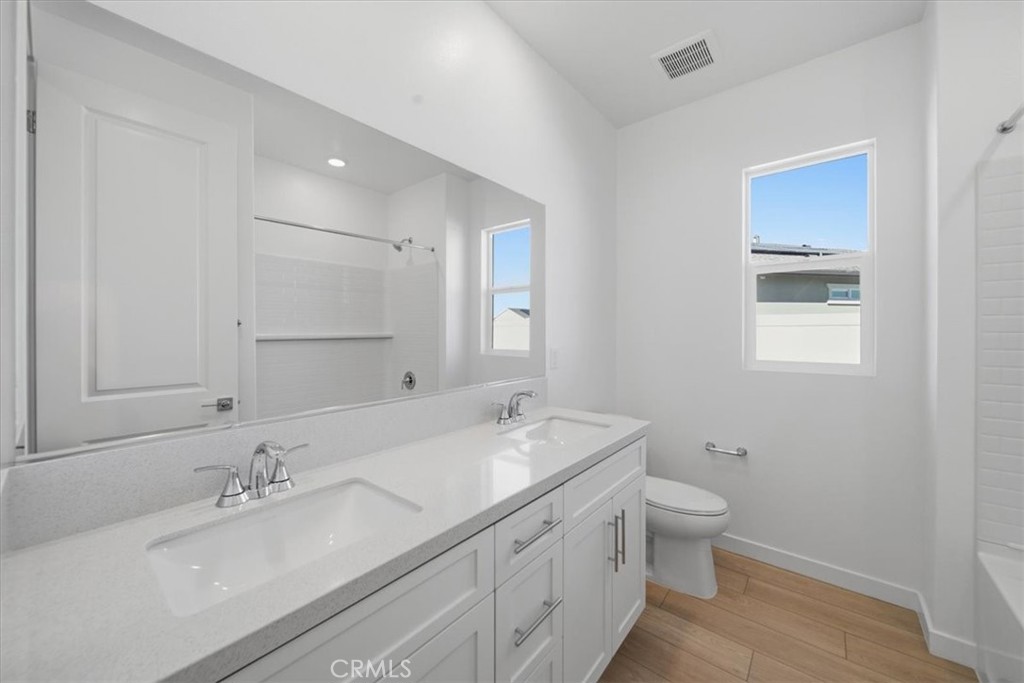 3265 E Avenue J-4