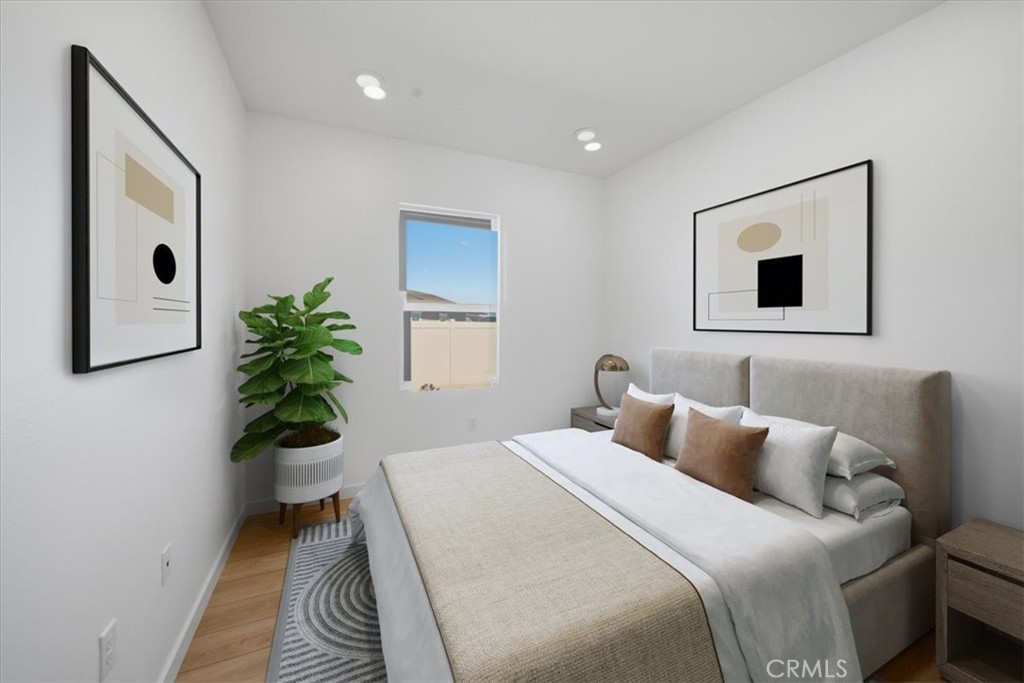 3265 E Avenue J-4