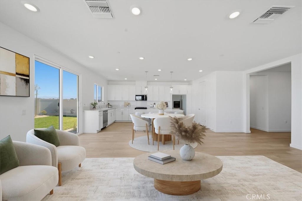 3265 E Avenue J-4