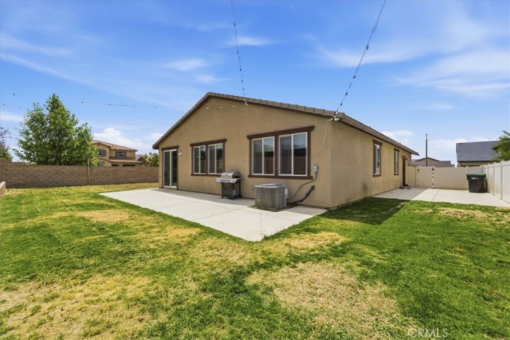 27876 Solitude Avenue