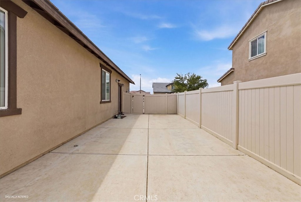 27876 Solitude Avenue